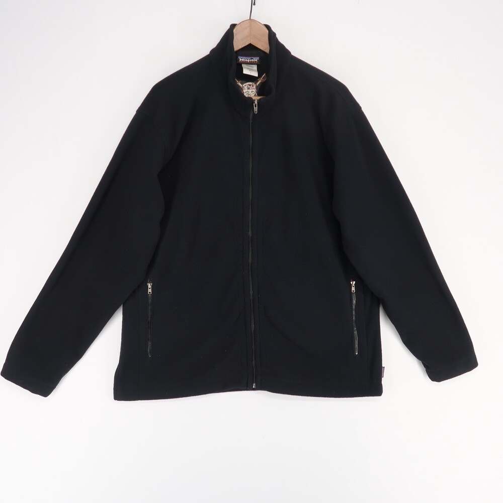 Patagonia Synchilla Jacket Mens L Black Graphic Full Zip Fleece Pirate Skull